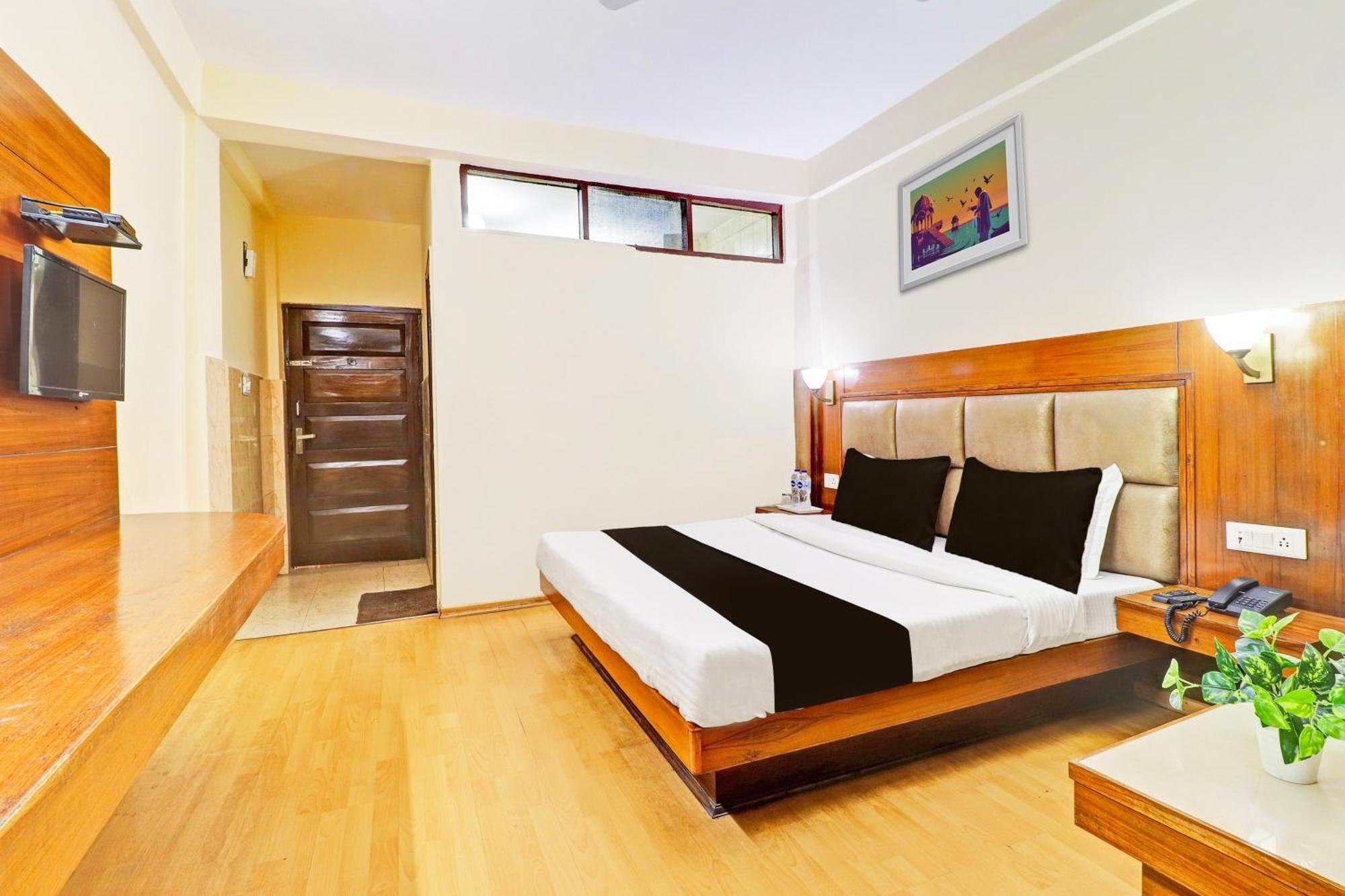 Super Collection O Pioneer Hotel Mussoorie Bagian luar foto