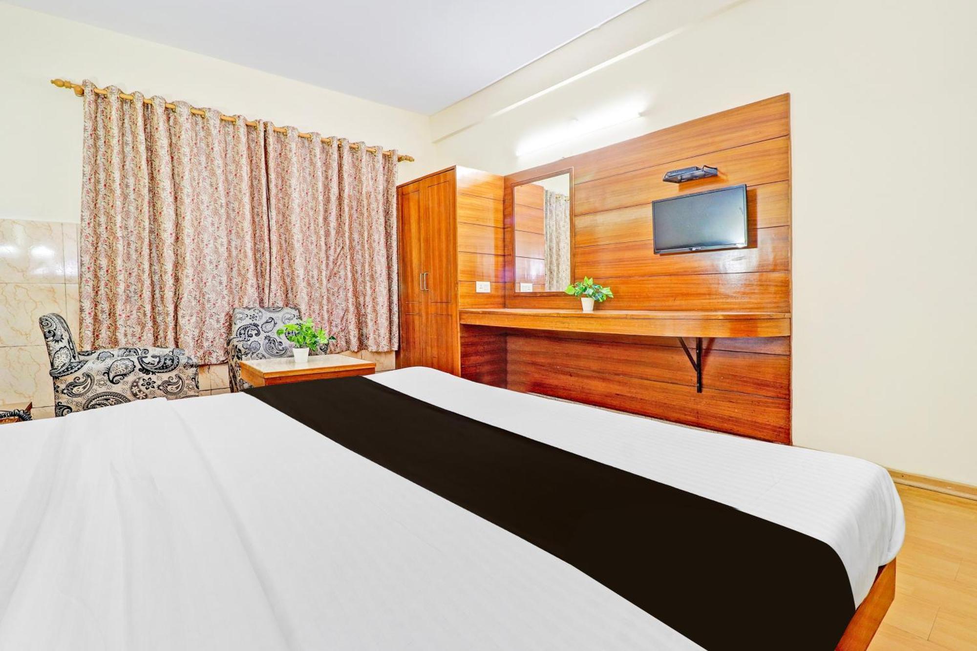 Super Collection O Pioneer Hotel Mussoorie Bagian luar foto