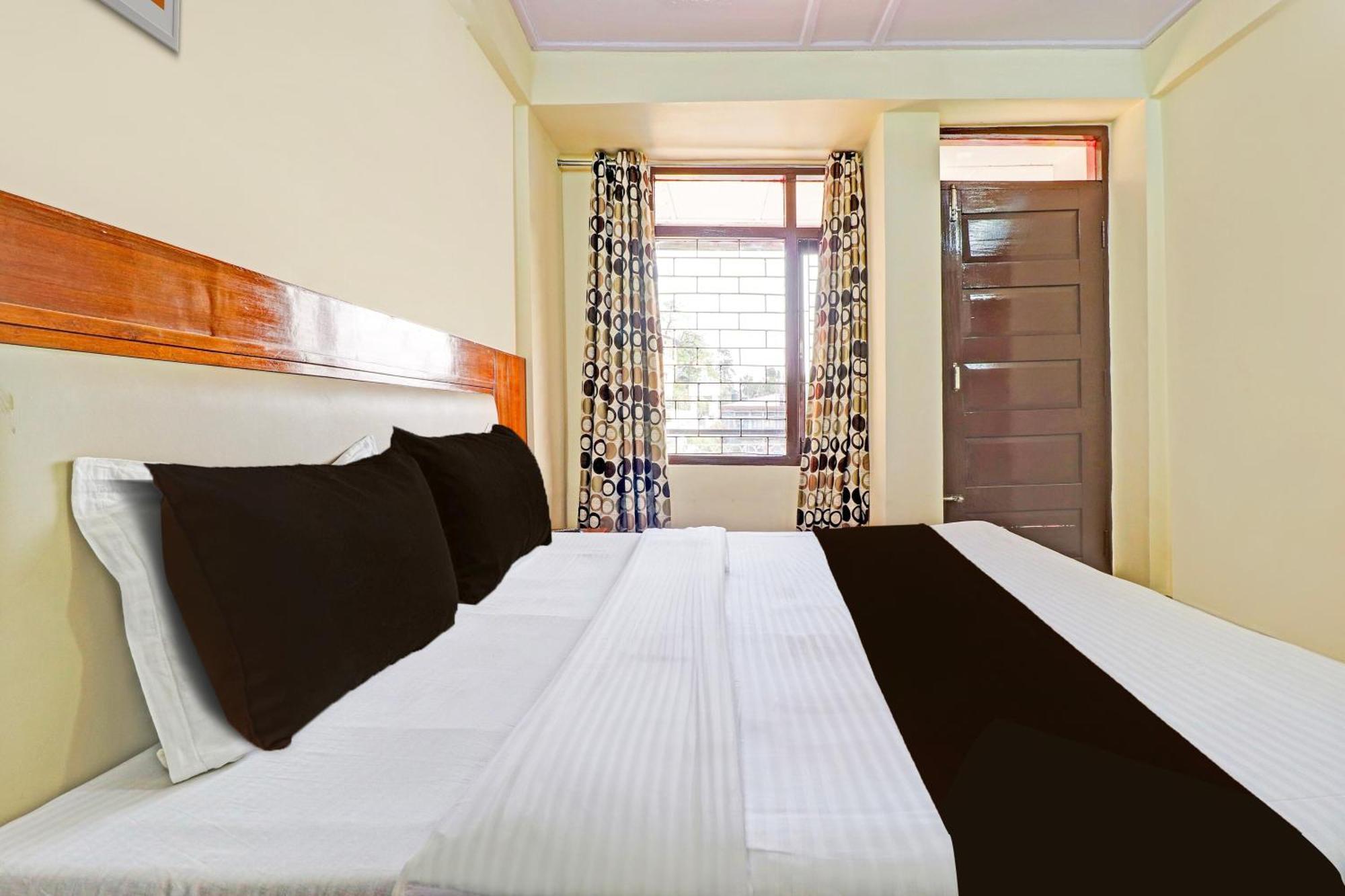 Super Collection O Pioneer Hotel Mussoorie Bagian luar foto